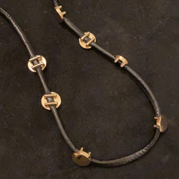 Leather necklace - Picture 2 of 6